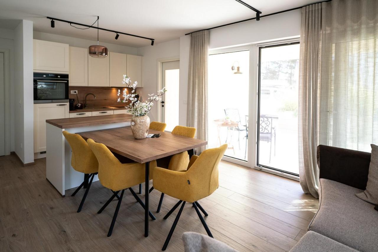 Apartments Kras 24 With Pool Сезана Экстерьер фото