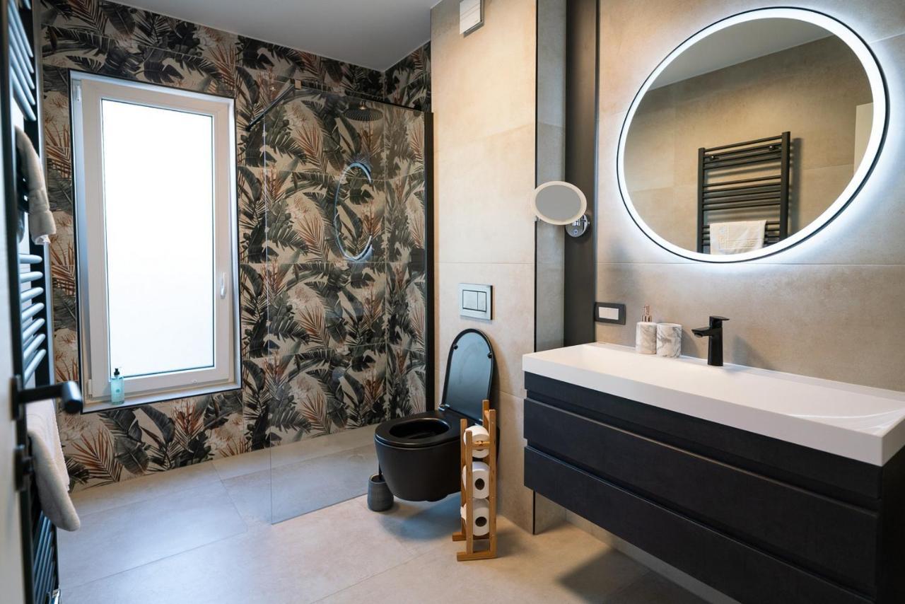 Apartments Kras 24 With Pool Сезана Экстерьер фото